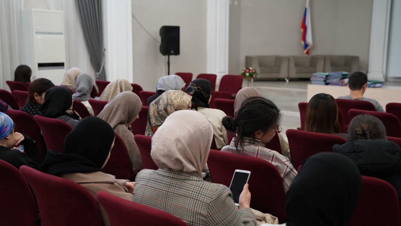 Производственную практику наших будущих педагогов 4 курса подытожили сегодня на завершающей конференции